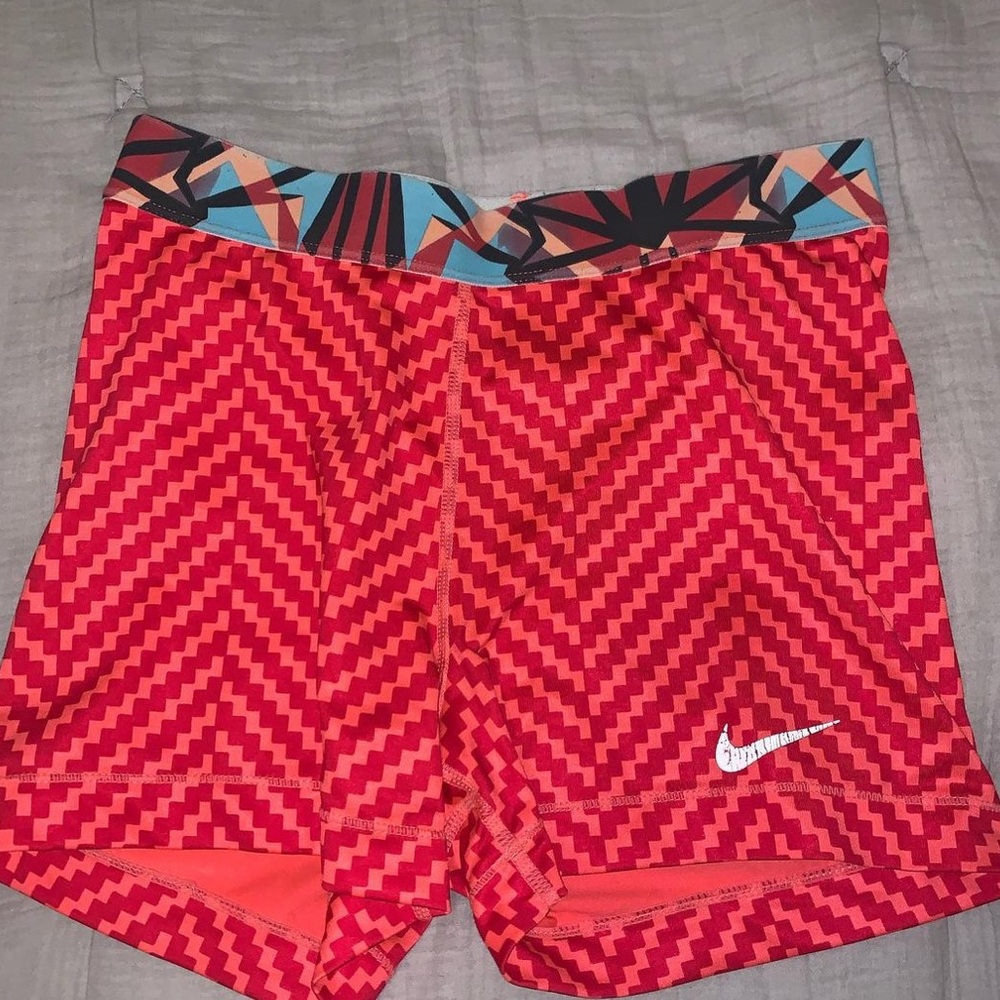 Nike Patterned Spandex